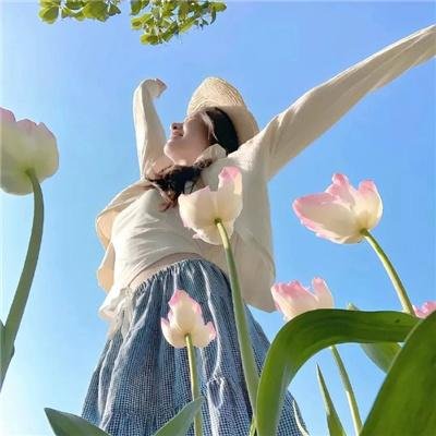 手提箱女郎